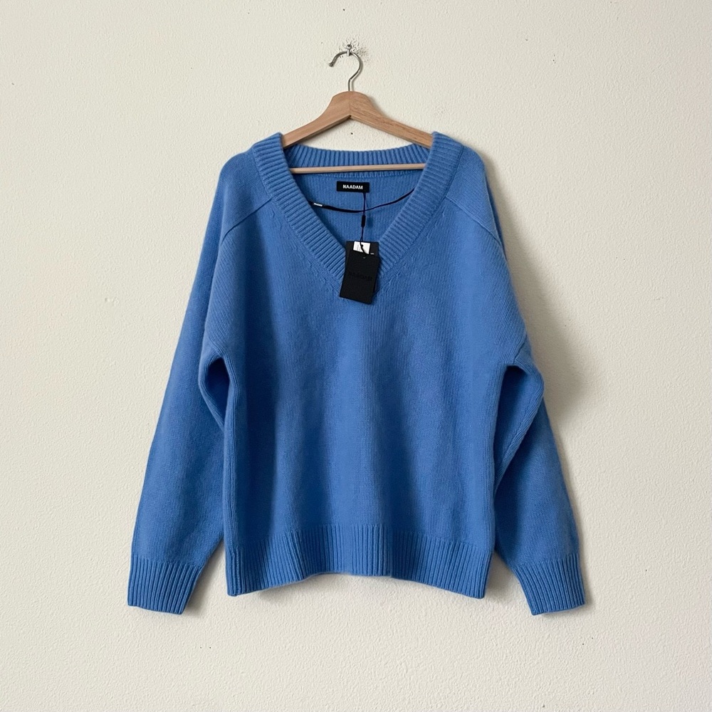 NWT Naadam LARGE Super Luxe 100% cashmere Vneck sweater in Azure Blue